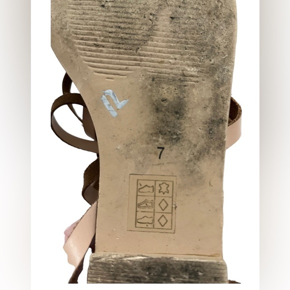 ASOS FAIRY Flat Sabdals w Lether Wrap Straps Size: 7 - Picture 8 of 10